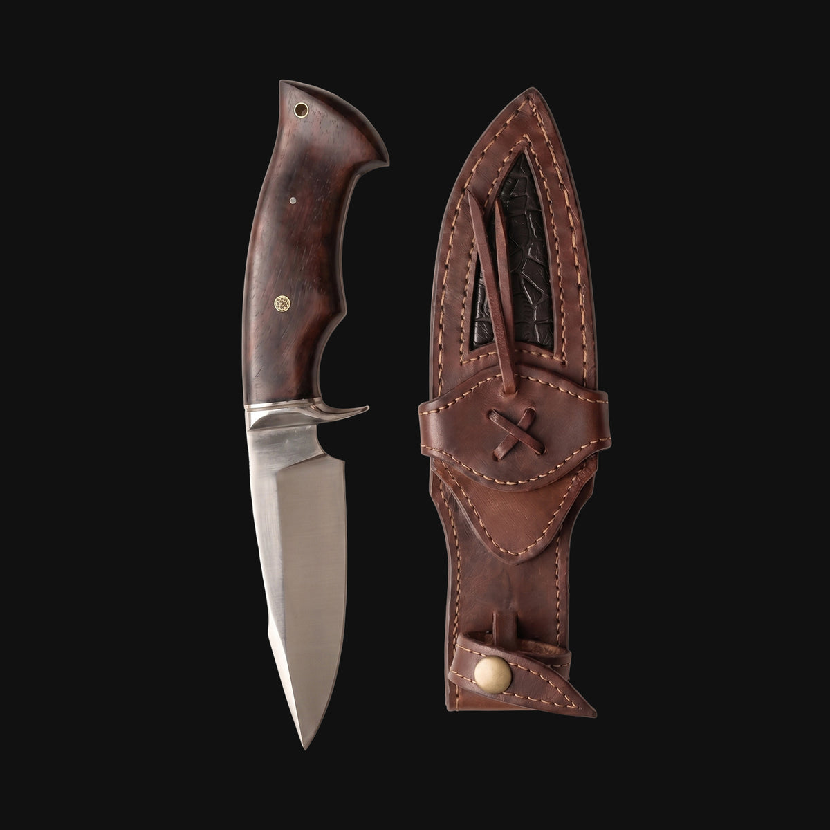Predator Hunter Damascus Knife, D2 Steel with its leather sheath